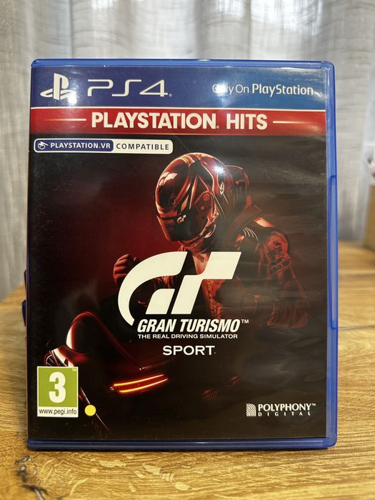 PS4 Slim 500GB + контролер + кабели + 10 оригинални игри