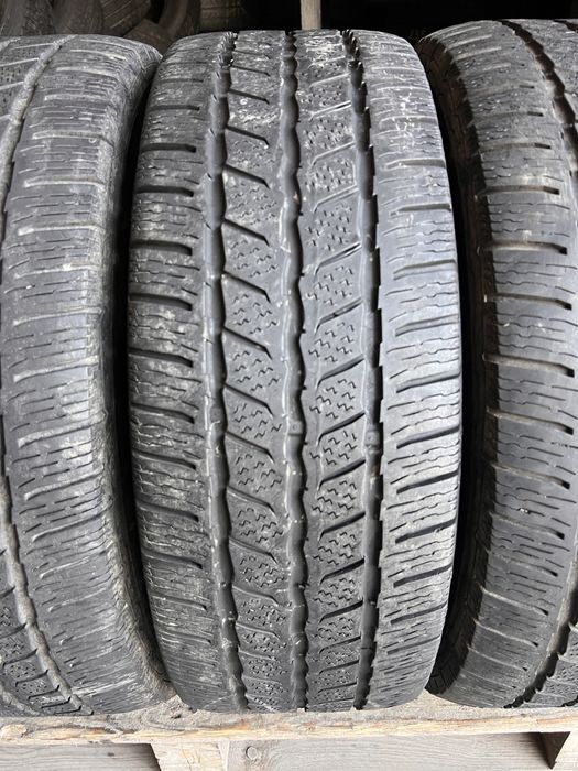 4 anvelope iarna 235/65/16 C , Continental !