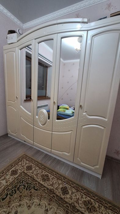 Срочно продам спальный гарнитур