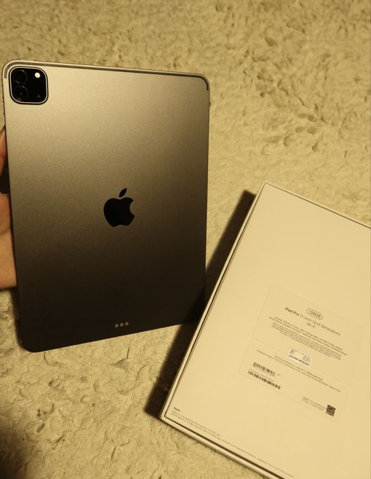 iPad Pro 11-inch (2nd Generation) Wi-Fi