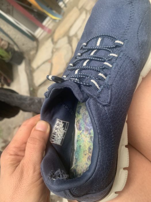 Guess обувки 38.5 и Skechers 38 номер