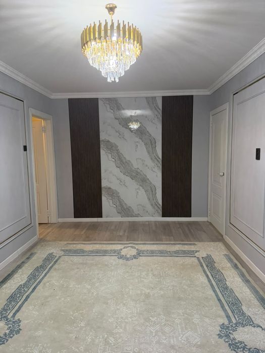 Квартира  в центре 210000