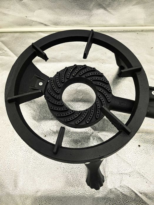 Pirostrie fonta GB23 cu 3 picioare 149 lei