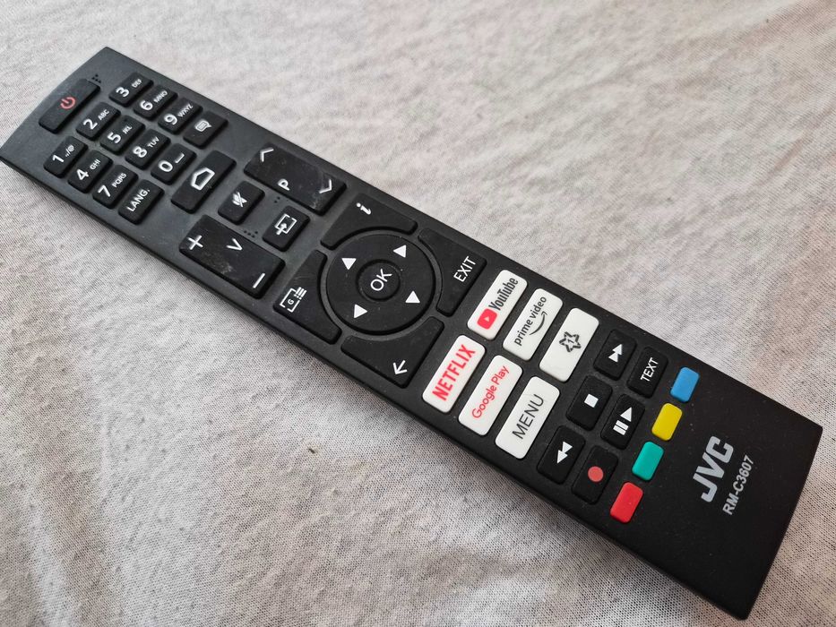 Телевизор JVC LT-40VAF3300 за части, счупена матрица