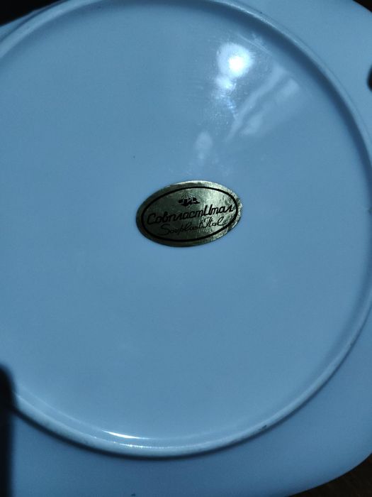 Интерьерные тарелки очень красивые, большие. Состояние новое.