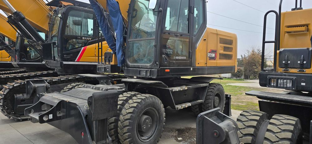 Колесный экскаватор SANY SY215W