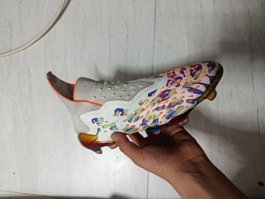 Бутсы   Predator