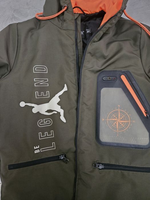 Продам куртку весна-осень Wanex