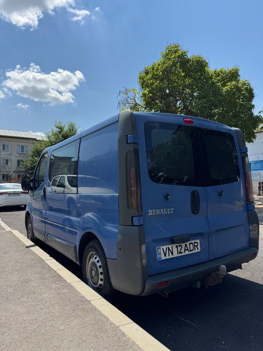 RENAULT Trafic 2002 — imagine 2