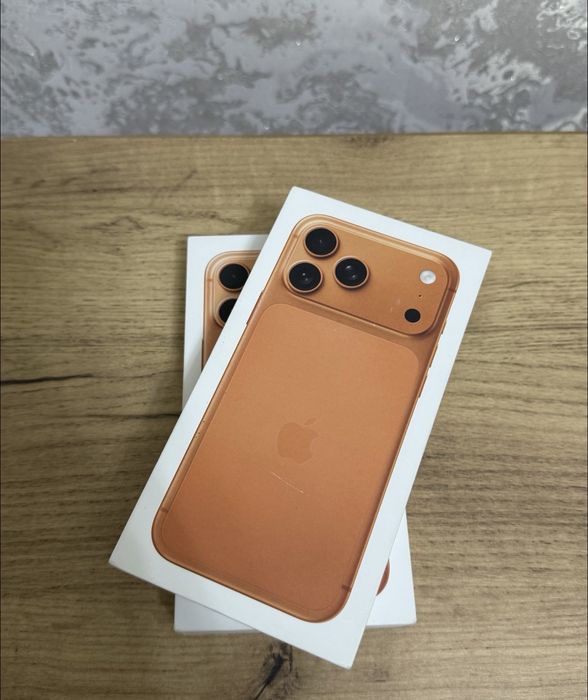 Срочно Продаётся Iphone 17promax orange 256gb