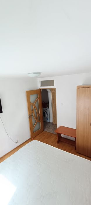 Închiriez apartament 3 camere, Cartier Călărași IV