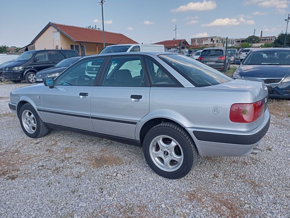 Ауди 80 Б4 2.0- 90к.с. 1995г.