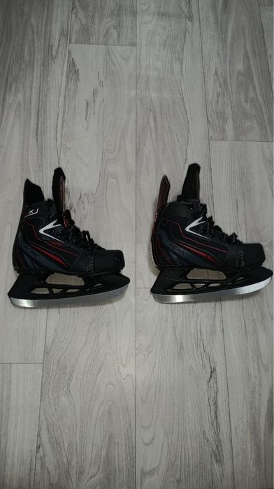 Продам мужские коньки р.39