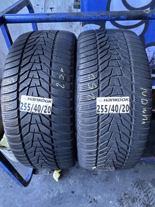 255/40/20 Hankook M+S