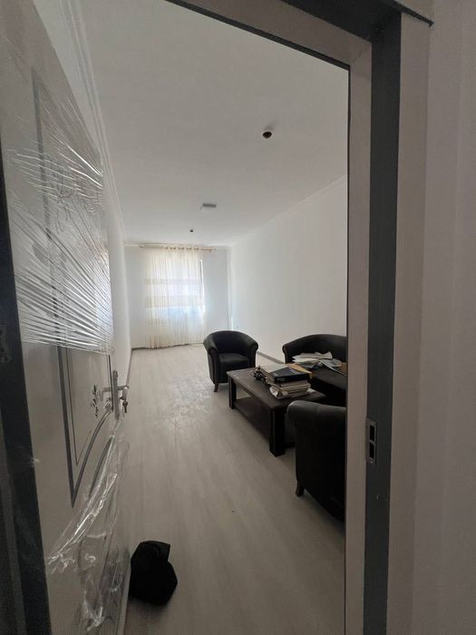 Срочно продается квартира 3 ком 1 этаж 83