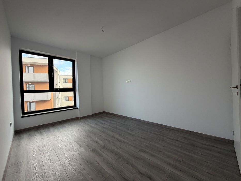 Apartament cu 3 camere
