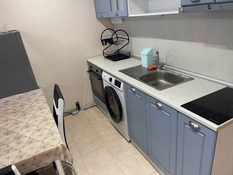 Дава се под наем Двустаен апартамент в София, Люлин 5 - 55 кв.м за 511 € - Снимка #1