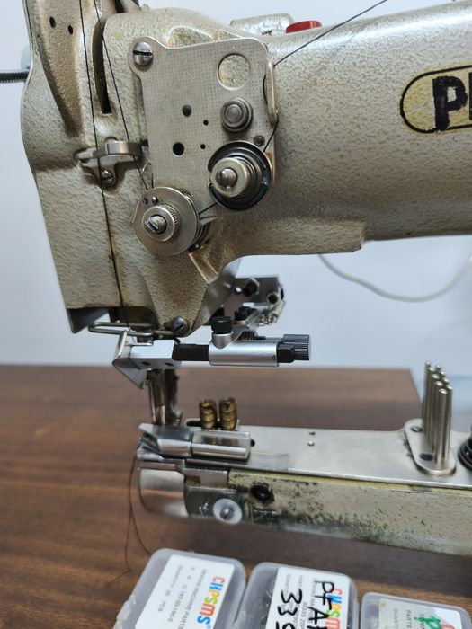 Троен транспорт шевна машина Pfaff335