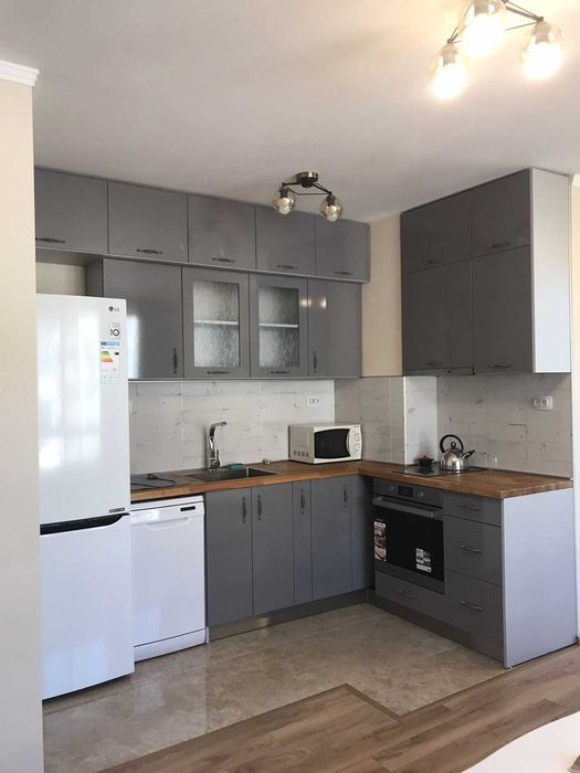 Дава се под наем Двустаен апартамент в Пловдив, Мараша - 66 кв.м за 325 € - Снимка #3