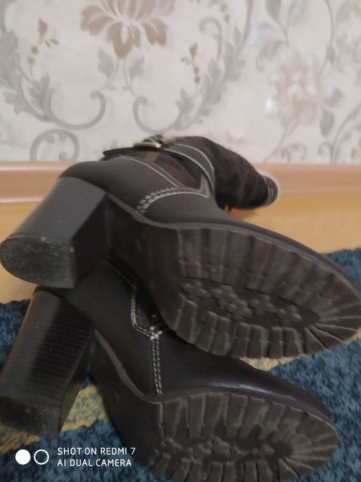 Продам сапоги женские