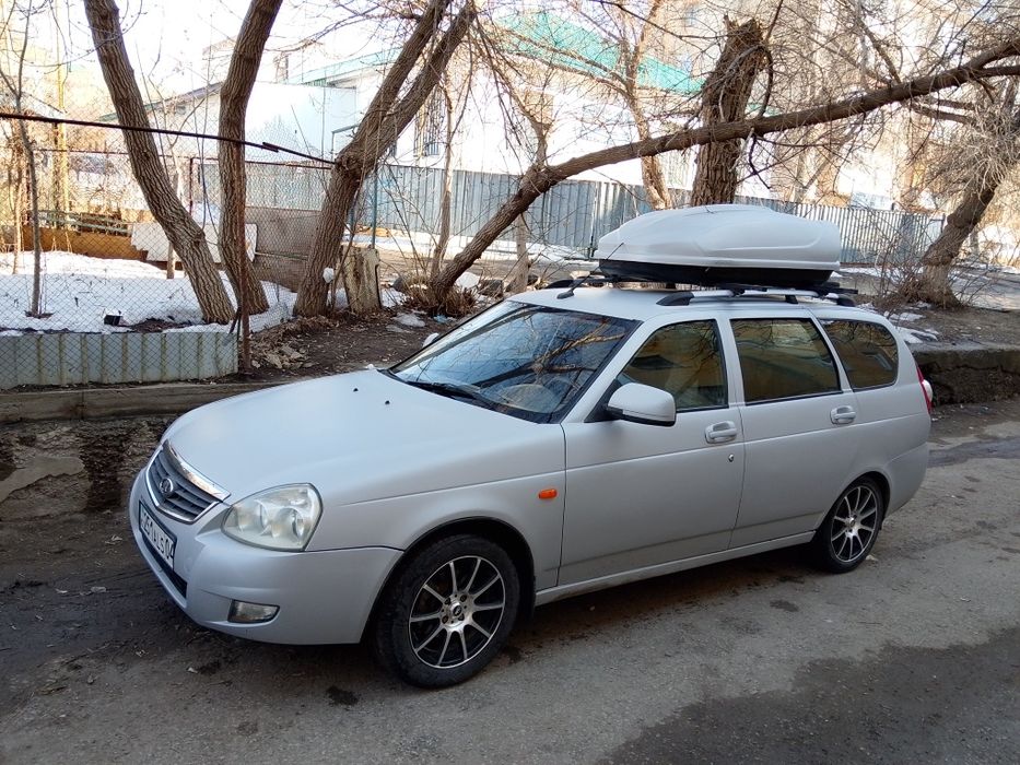 Продам машину Приору