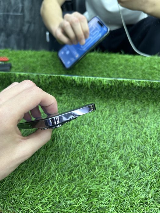 iPhone 14 pro с гарантии