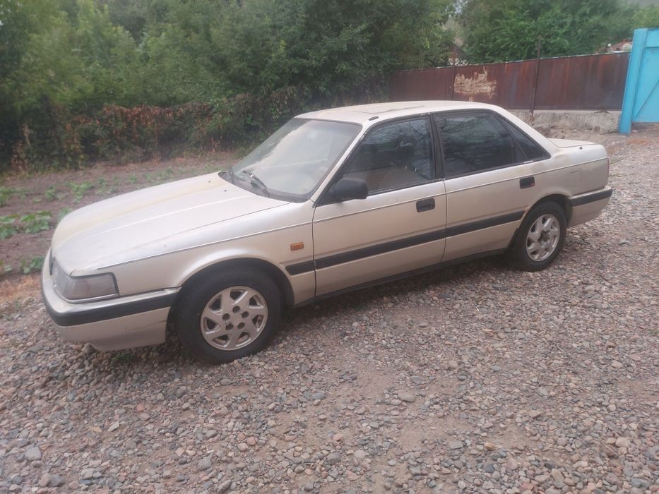 Продам автомобиль мазда 626 2.2 объем