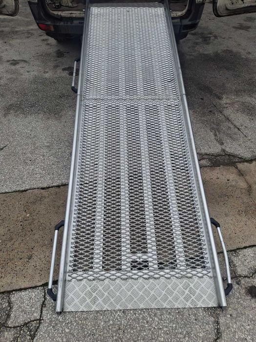 Алуминиеви рампи за бус- пикап