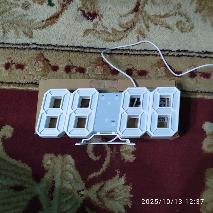 Часы электронные