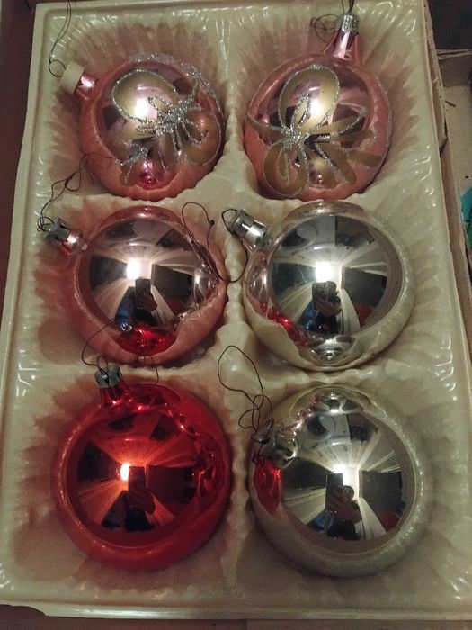 Set globuri de sticla si ornamente Craciun din anii '80