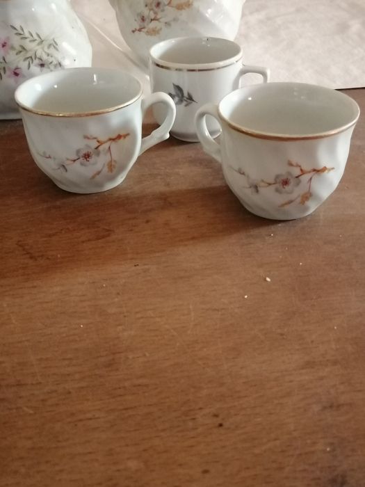 Лот Стар Български порцелан Китка