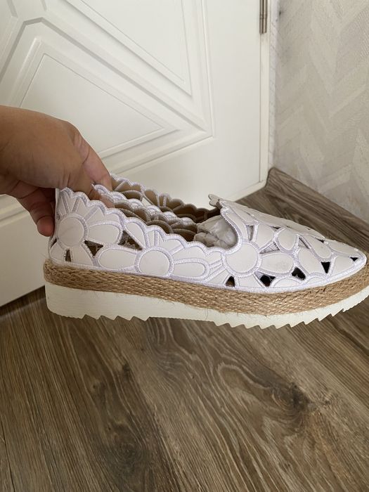 Продам обувь