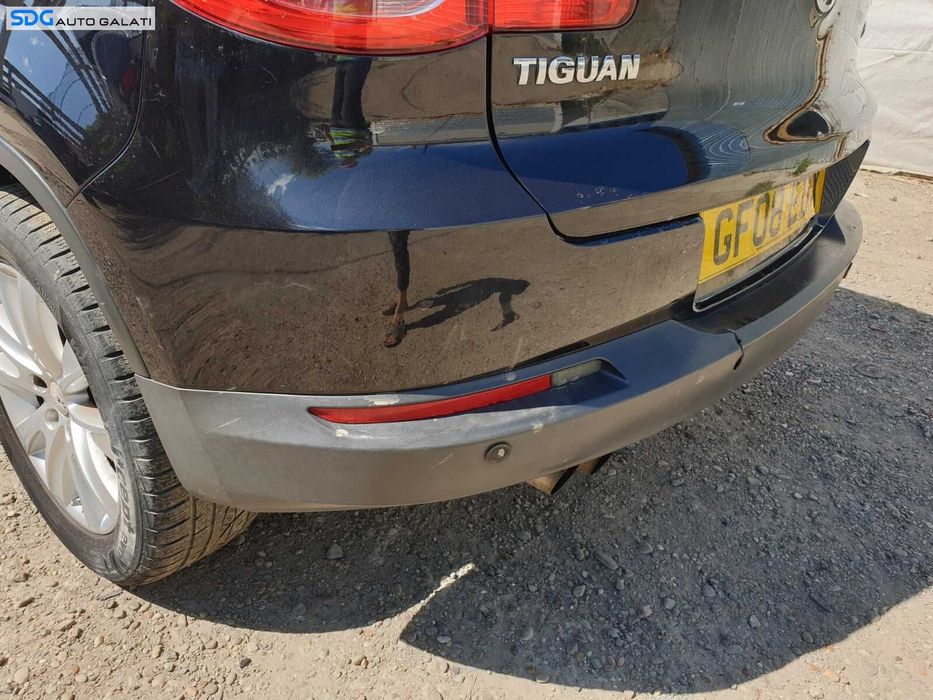 Bara Spoiler Spate cu Locas Senzori Parcare cu Defect Volkswagen Tiguan 2008 - 2012