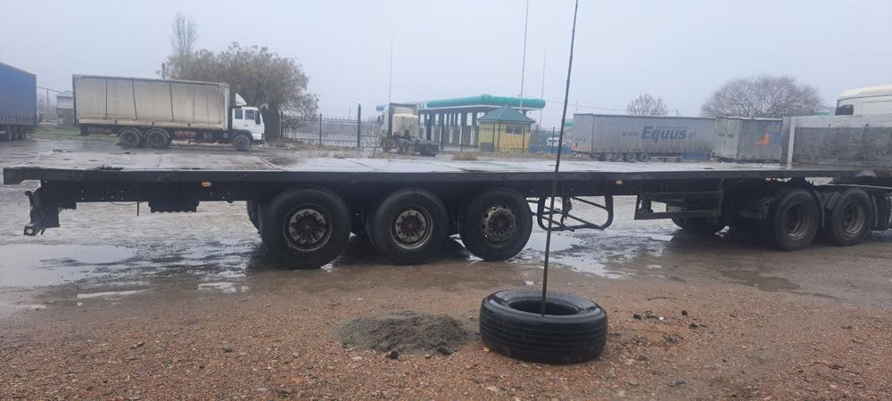 Srochna sotiladi pritsept kontinerovoz