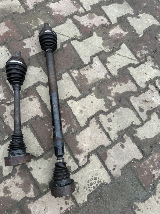 Planetara stanga Volkswagen VW Touran 1.9 TDI AVQ Planetara dreapta