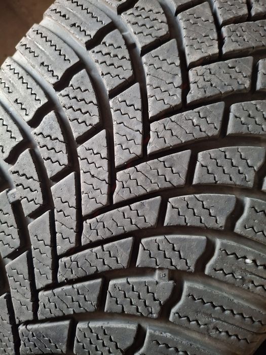 2 Anvelope de iarnă 235 55 r17 Bridgestone