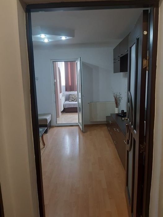 Garsoniera închiriere 32mp
