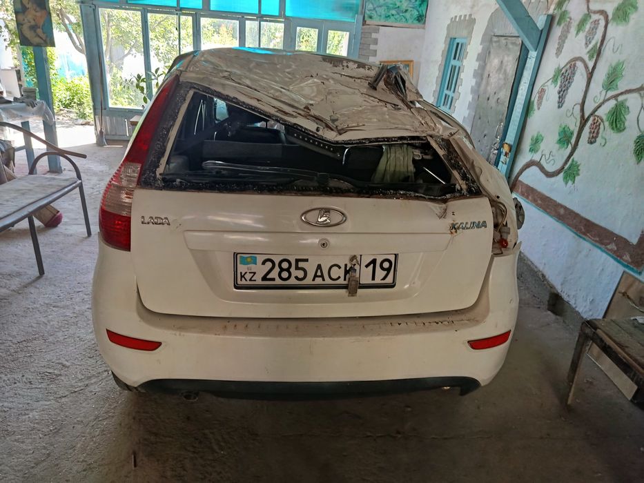 Продам автомобиль после аварии, возможен торг