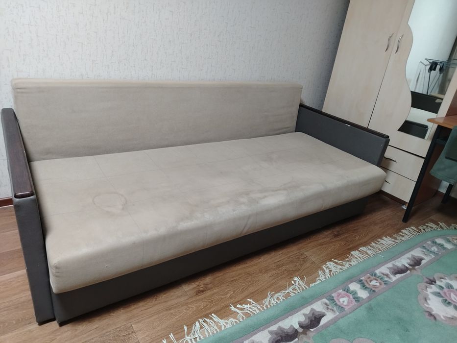 Продам диван б/у