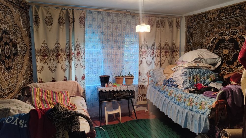 Продаётся дом с мебелью и всеми хоз. постройками