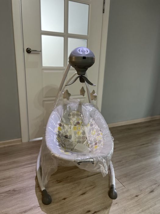 Шезлонг качеля для малышей