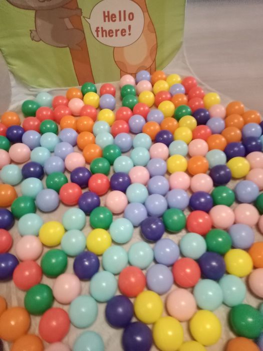 Детский манеж с шариками