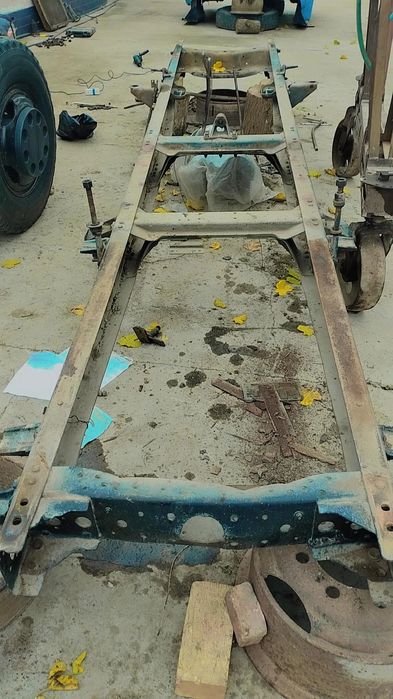 Zil Kvadrat rama sotiladi