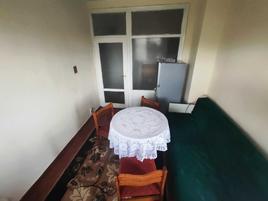 Дава се под наем Двустаен апартамент в Пловдив, Изгрев - 63 кв.м за 234.6 € - Снимка #2