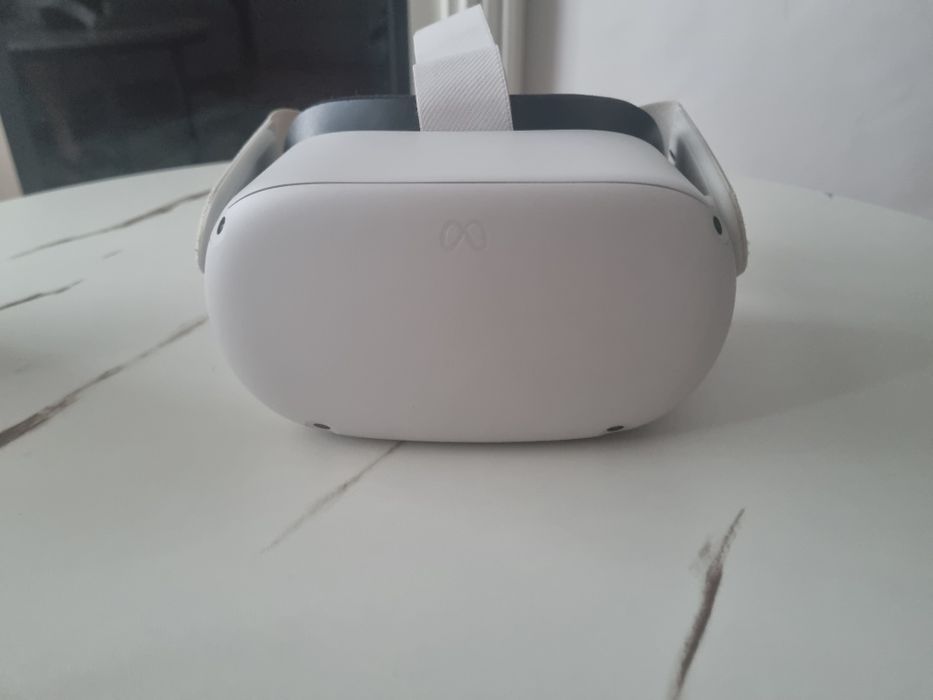 Oculus / Meta Quest 2 128GB -Conditie perfecta (cutie + accesorii)