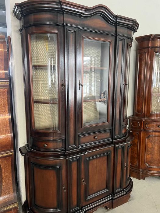 Vitrina Baroc,lemn masiv!