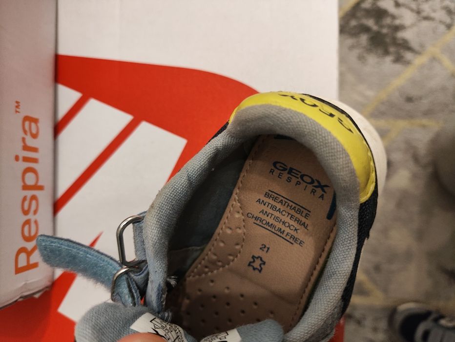 Детски маратонки обувки Geox Primigi