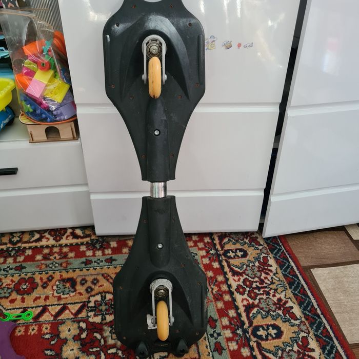 Скейт - змейка. 2 штуки.