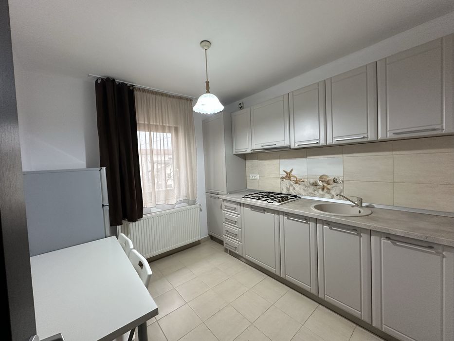 Inchiriez Garsoniera 1 mai langa Facultatea de Medicina