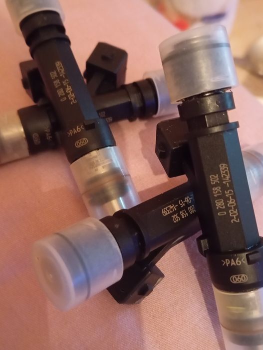 Продаются топливные форсунки Бошш 502 новые